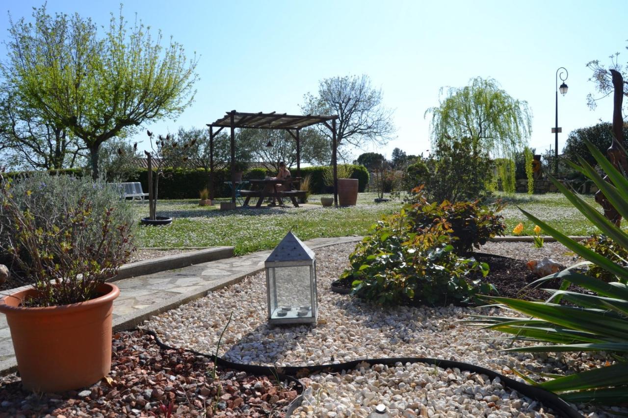 Village De Les Olivettes * Saint-Dezery